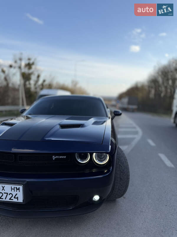 Купе Dodge Challenger 2016 в Каменец-Подольском фото 3 Купе Dodge Challenger 2016 в Каменец-Подольском