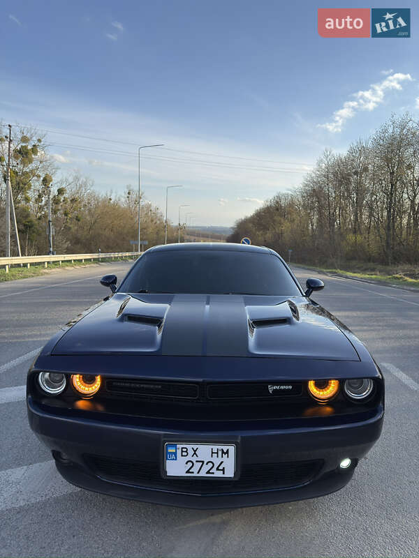 Купе Dodge Challenger 2016 в Каменец-Подольском фото 8 Купе Dodge Challenger 2016 в Каменец-Подольском