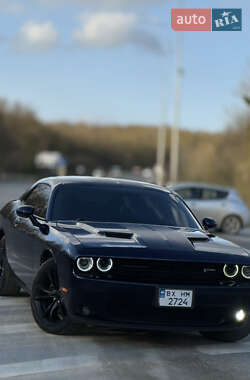 Купе Dodge Challenger 2016 в Кам'янець-Подільському