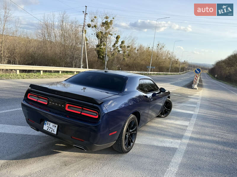 Купе Dodge Challenger 2016 в Каменец-Подольском фото 23 Купе Dodge Challenger 2016 в Каменец-Подольском