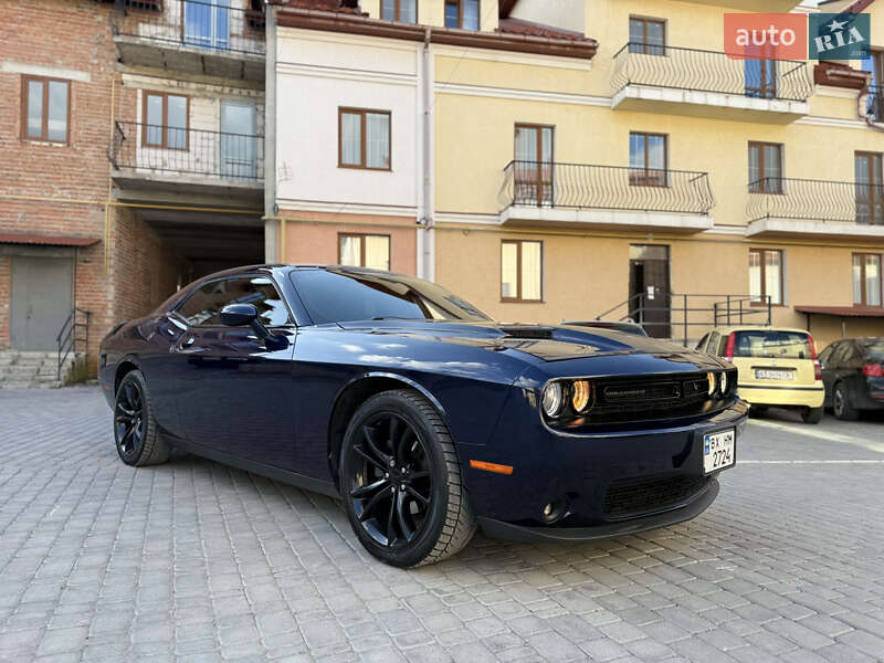 Купе Dodge Challenger 2016 в Каменец-Подольском фото 41 Купе Dodge Challenger 2016 в Каменец-Подольском