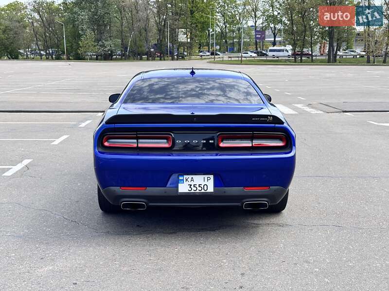 Купе Dodge Challenger 2020 в Киеве