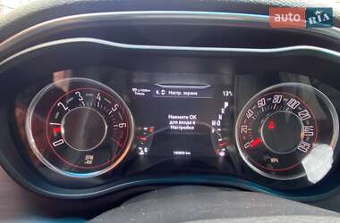 Купе Dodge Challenger 2017 в 