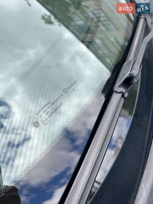 Купе Dodge Challenger 2016 в Киеве