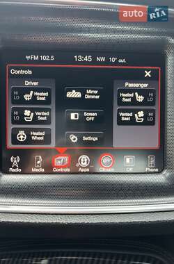 Купе Dodge Challenger 2016 в 