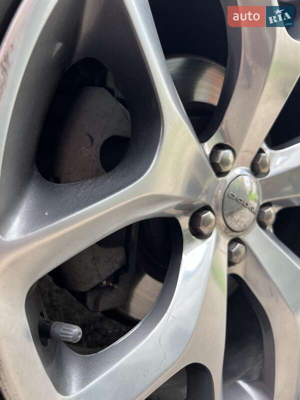 Купе Dodge Challenger 2016 в Киеве