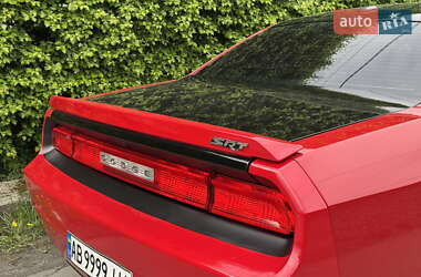 Купе Dodge Challenger 2011 в 