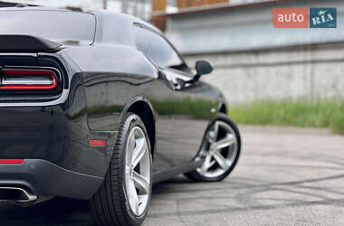 Купе Dodge Challenger 2016 в 