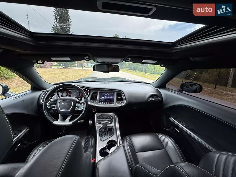 Купе Dodge Challenger 2019 в Тернополе