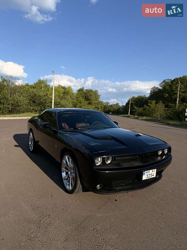 Купе Dodge Challenger 2015 в Одесі