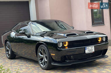 Купе Dodge Challenger 2018 в 