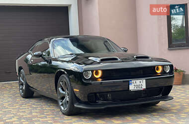 Купе Dodge Challenger 2018 в 