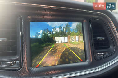 Купе Dodge Challenger 2018 в 