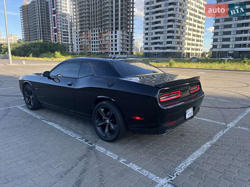 Купе Dodge Challenger 2015 в Киеве