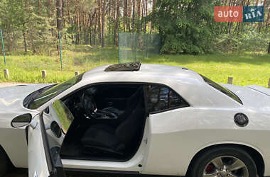 Купе Dodge Challenger 2018 в 
