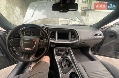 Купе Dodge Challenger 2019 в 