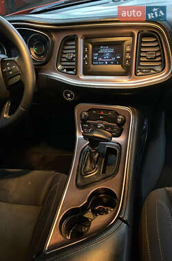Купе Dodge Challenger 2015 в 