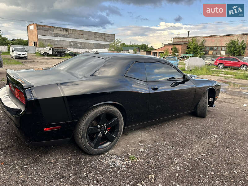 Купе Dodge Challenger 2014 в Ніжині