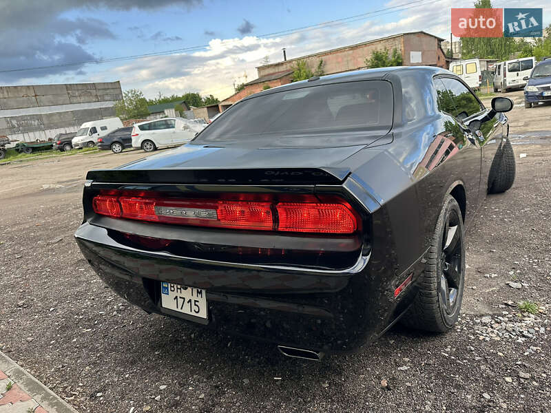 Купе Dodge Challenger 2014 в Ніжині