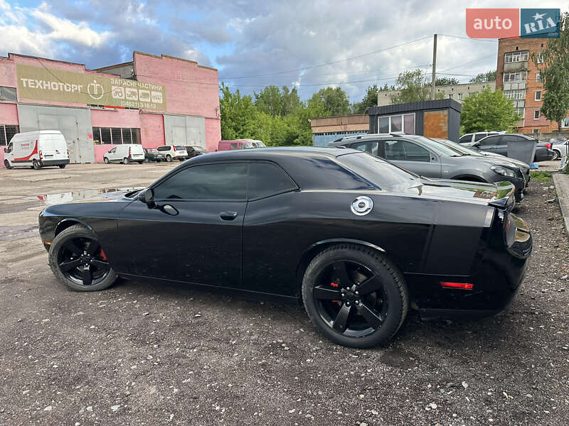 Купе Dodge Challenger 2014 в Ніжині