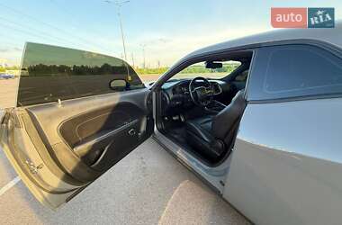Купе Dodge Challenger 2018 в 