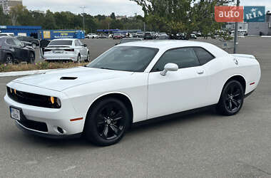 Купе Dodge Challenger 2018 в Киеве
