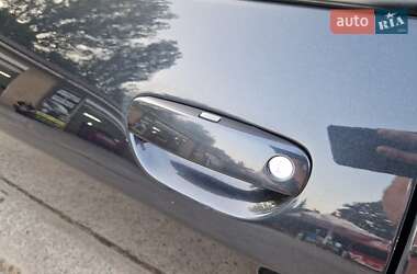 Купе Dodge Challenger 2017 в 