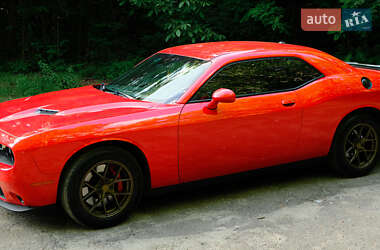 Купе Dodge Challenger 2016 в 