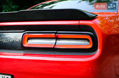 Купе Dodge Challenger 2016 в 