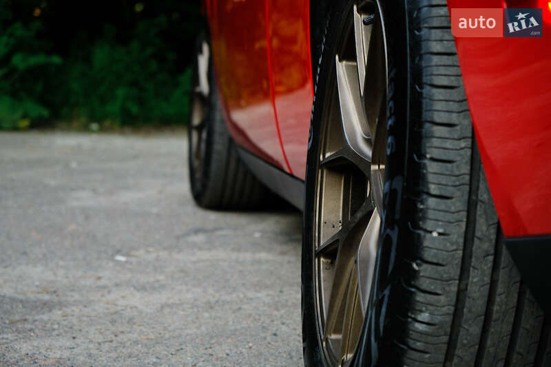 Купе Dodge Challenger 2016 в Киеве
