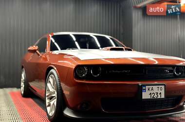 Купе Dodge Challenger 2020 в 