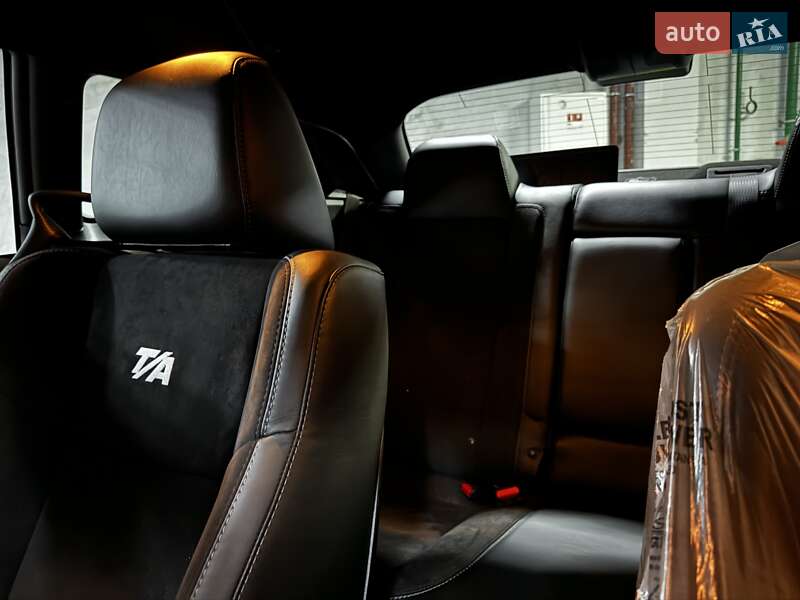 Купе Dodge Challenger 2023 в Киеве