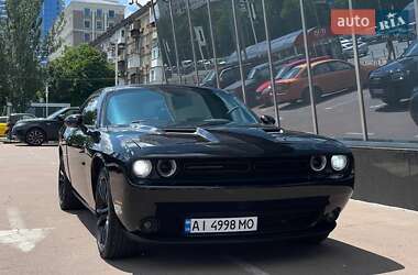 Купе Dodge Challenger 2017 в Києві