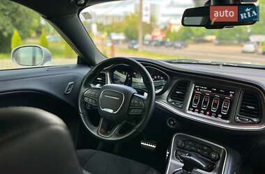 Купе Dodge Challenger 2021 в 