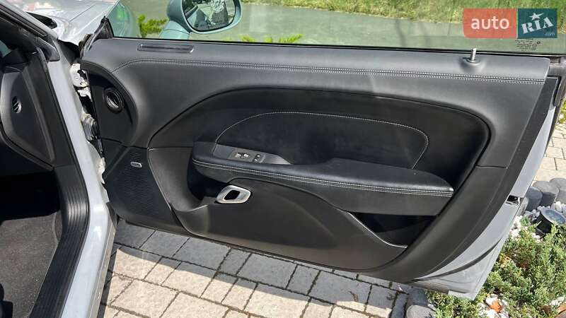 Купе Dodge Challenger 2021 в Львове
