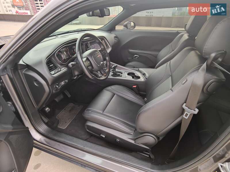 Купе Dodge Challenger 2020 в Киеве