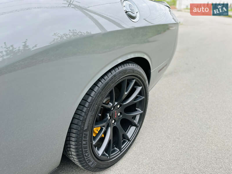Купе Dodge Challenger 2019 в Киеве