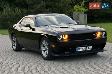 Купе Dodge Challenger 2017 в Львове