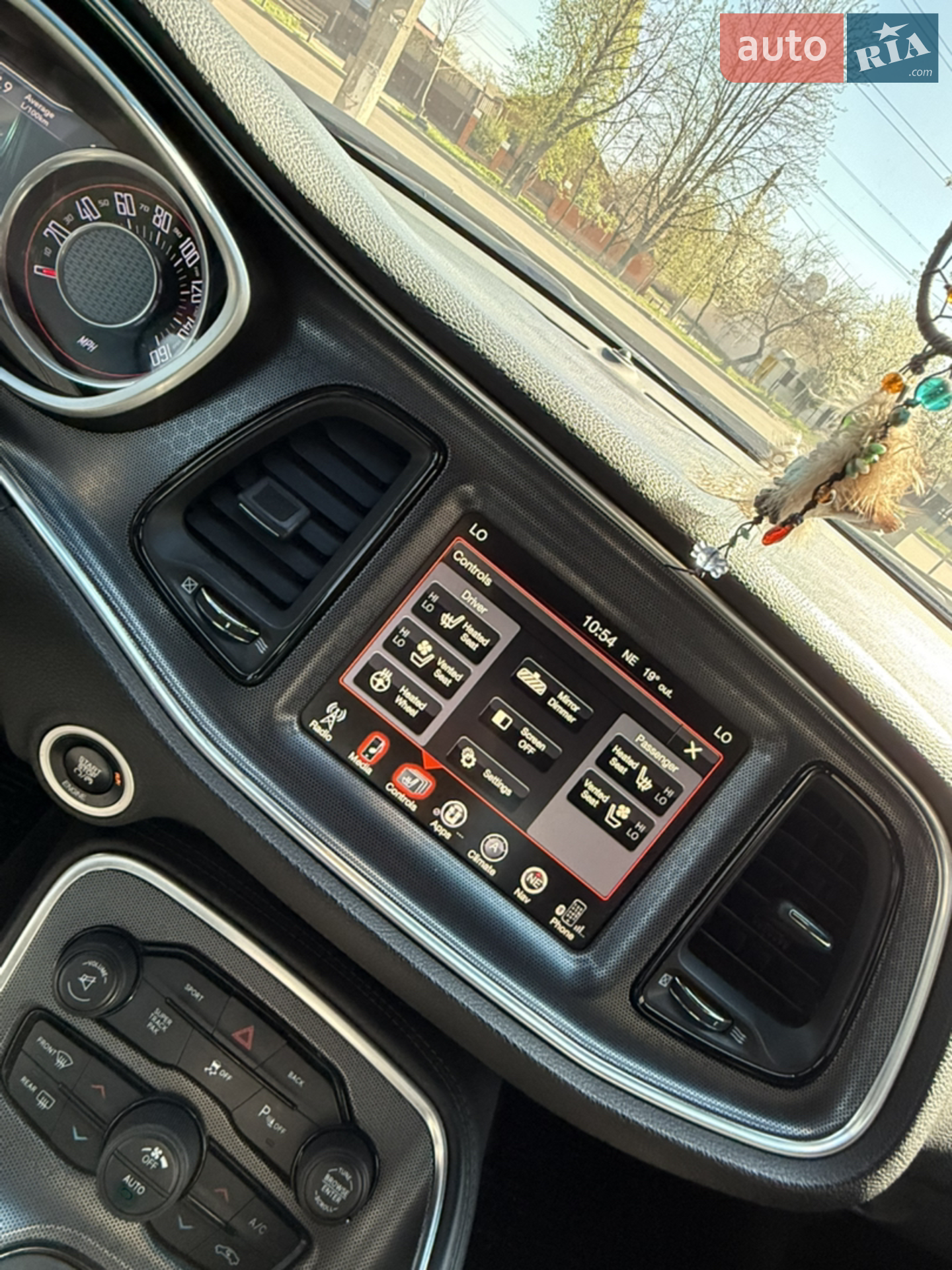 2015 Dodge Challenger - мініатюра 11