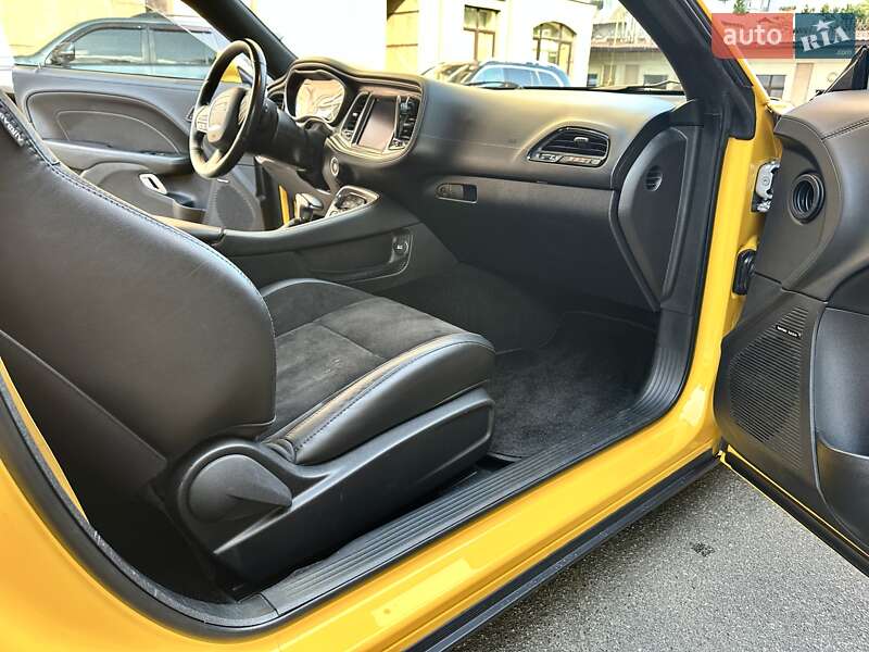 Купе Dodge Challenger 2020 в Киеве