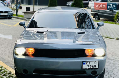 Купе Dodge Challenger 2013 в 