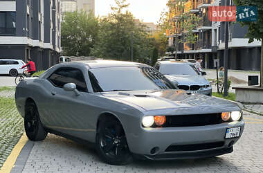 Купе Dodge Challenger 2013 в 