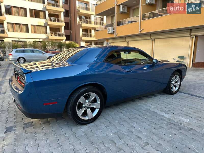 Купе Dodge Challenger 2021 в Киеве