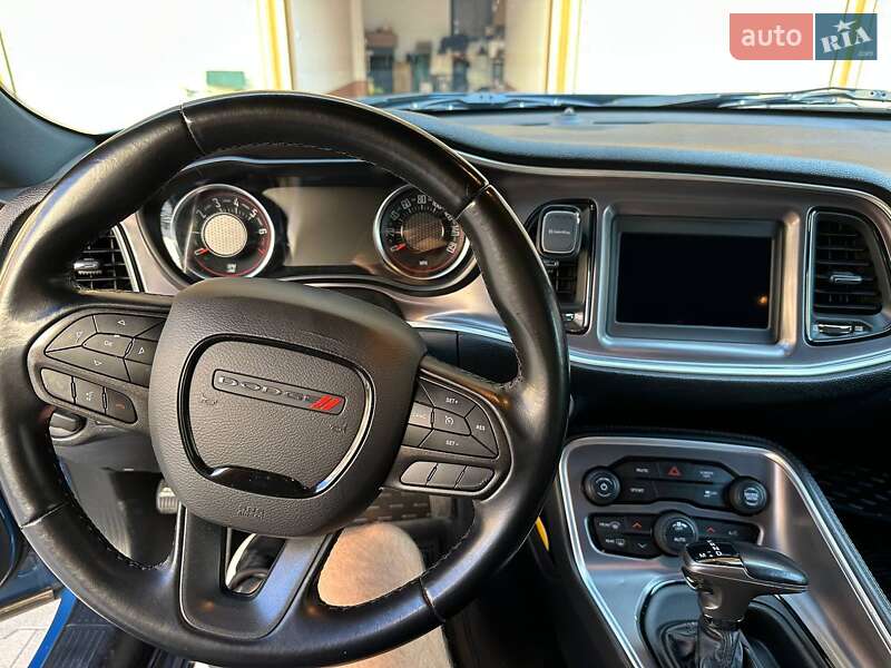 Купе Dodge Challenger 2021 в Киеве