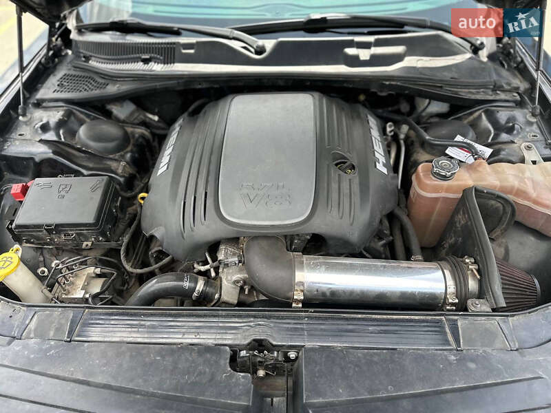 Купе Dodge Challenger 2017 в Києві фото 11 Купе Dodge Challenger 2017 в Києві