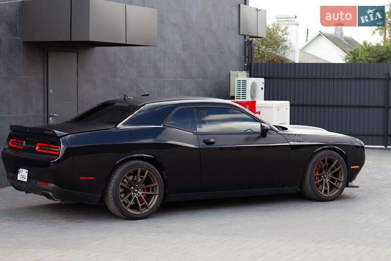 Купе Dodge Challenger 2019 в Киеве