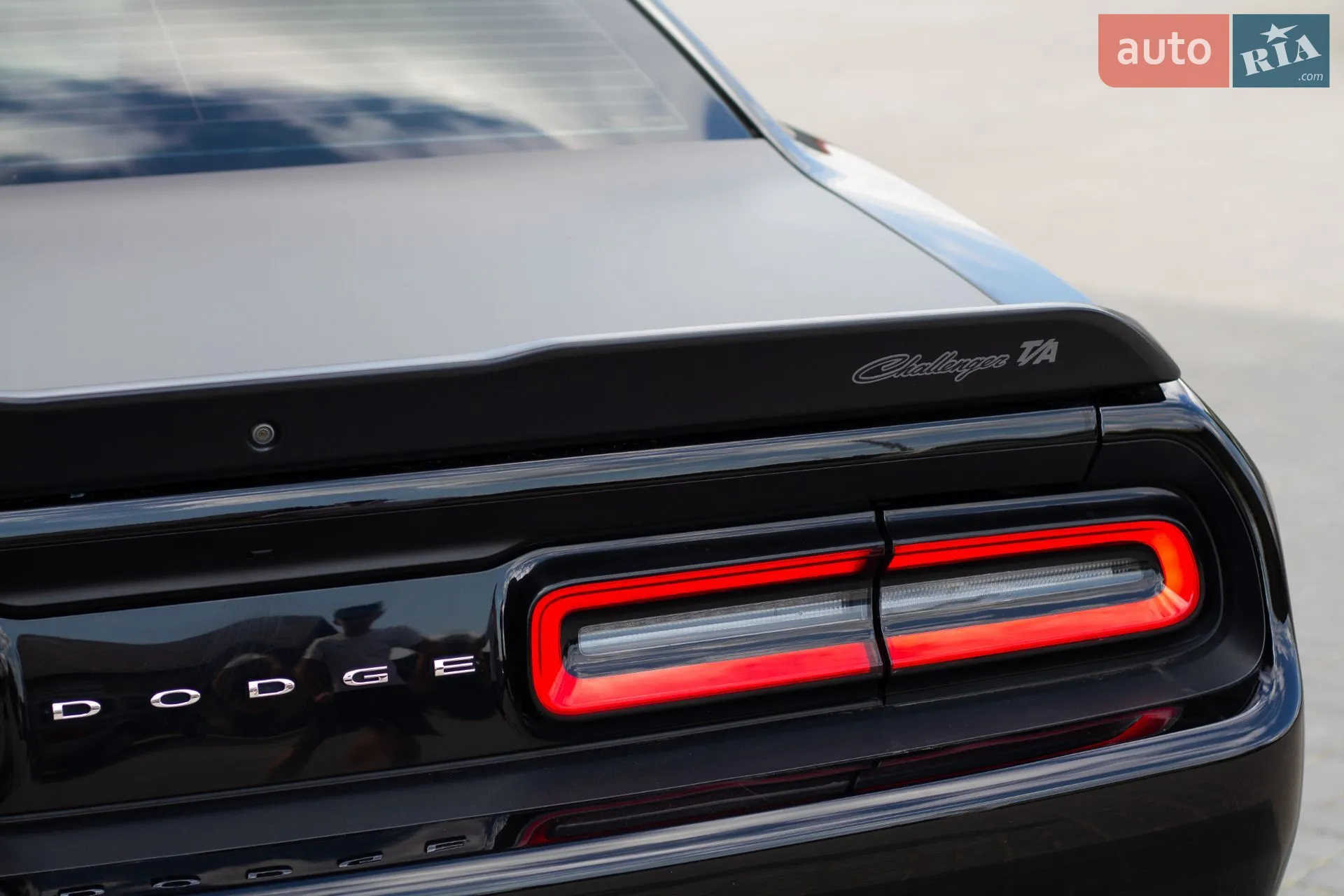 2019 Dodge Challenger - мініатюра 14