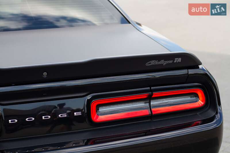Купе Dodge Challenger 2019 в Киеве