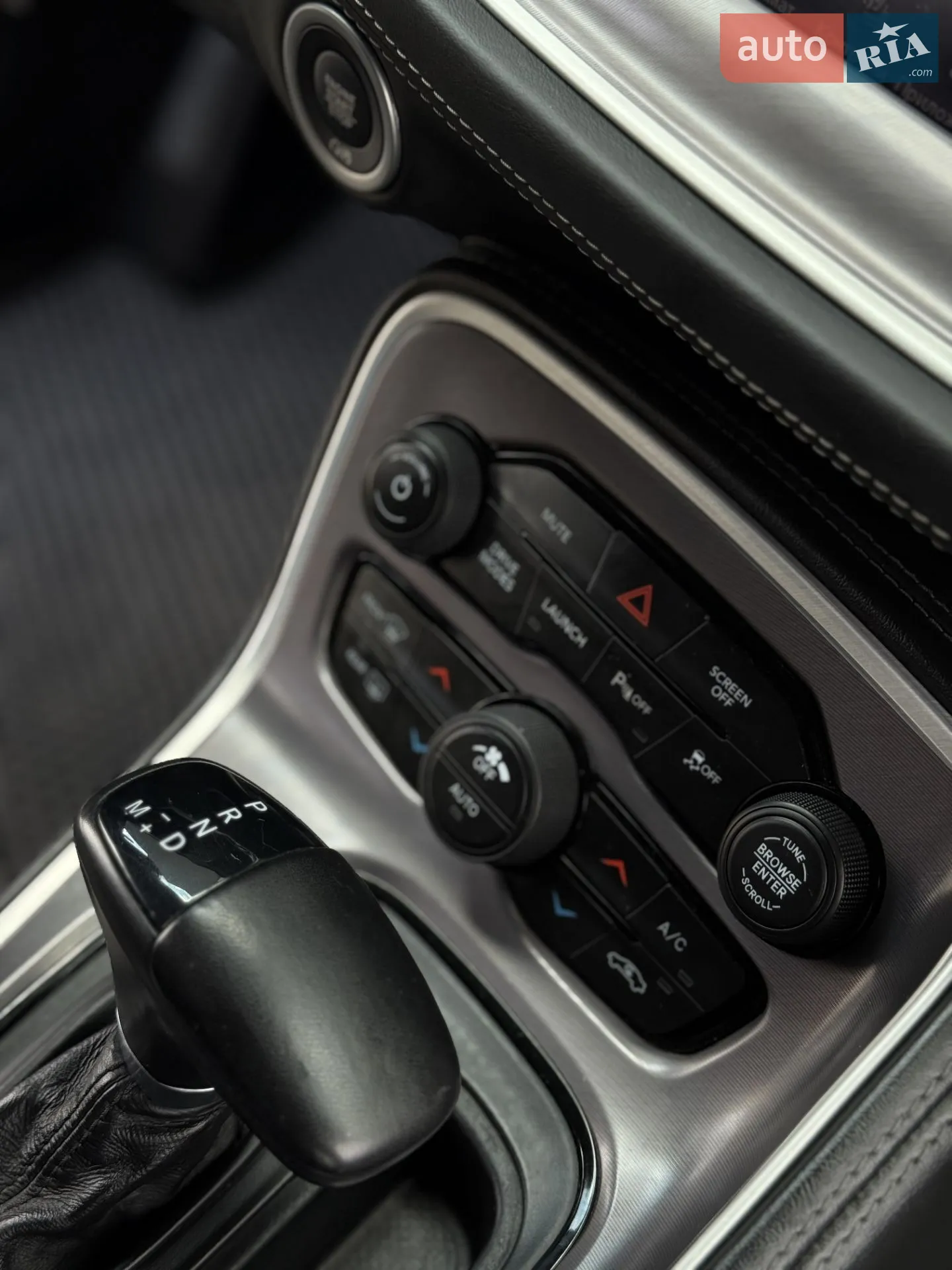 2019 Dodge Challenger - мініатюра 21