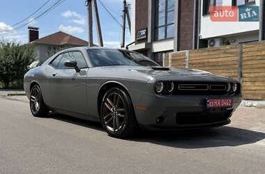 Купе Dodge Challenger 2017 в Киеве